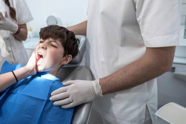 Best Dentist for Tooth Abscess  in Ridgebury, CT
